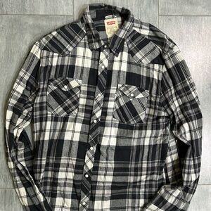 LEVIS FLANNEL BUTTON DOWN CASUAL DRESS SHIRT